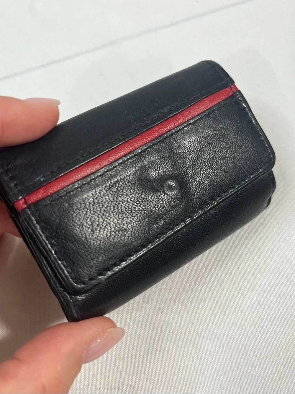 Minimalist Leather Wallet, Black/Red Super Soft!